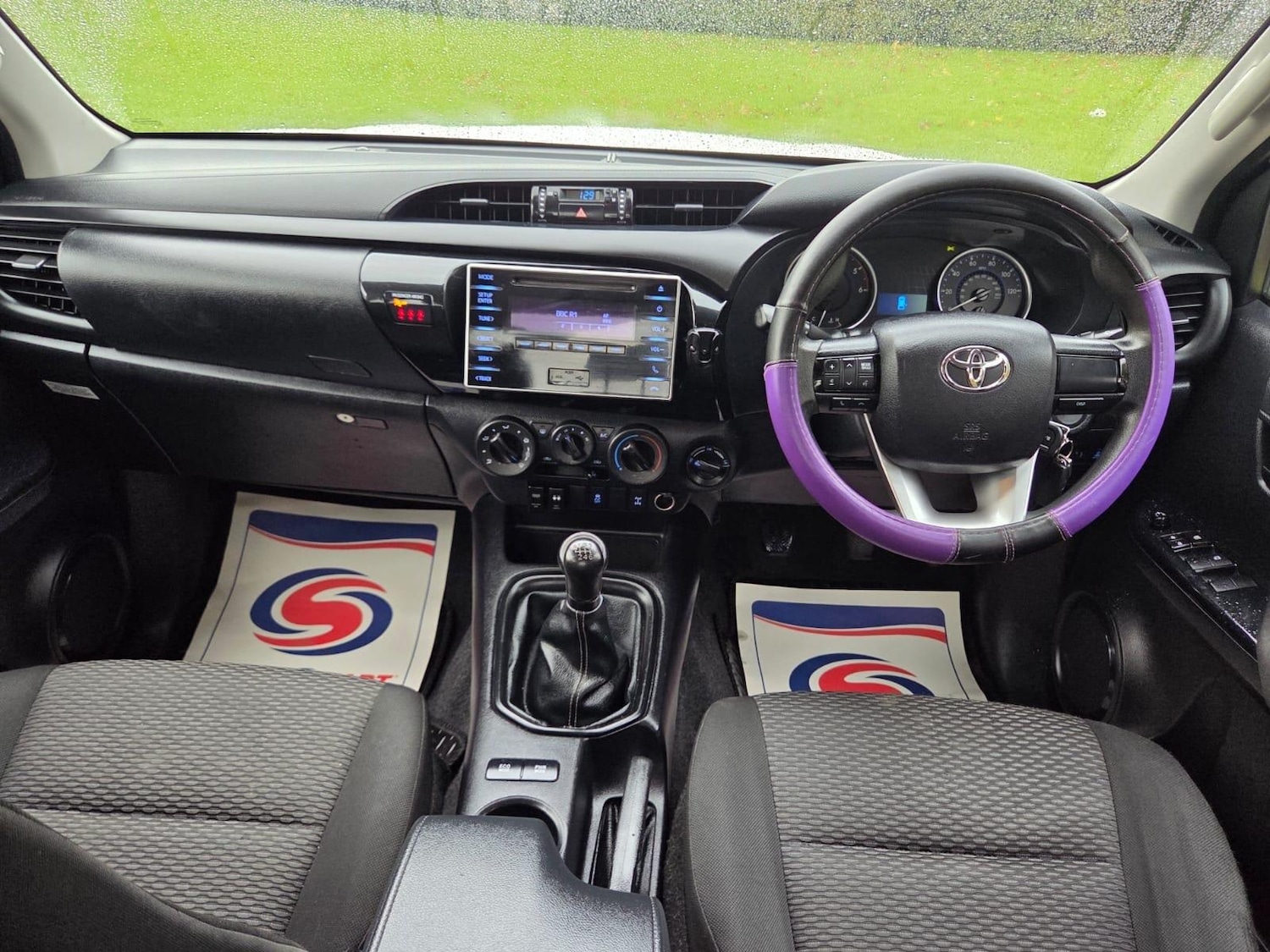 Used Toyota Hilux 2018 for sale - 76388128: Photo 71