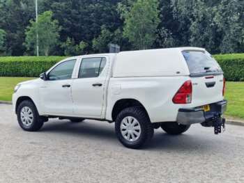 Used Toyota Hilux 2018 for sale - 75030562: Photo