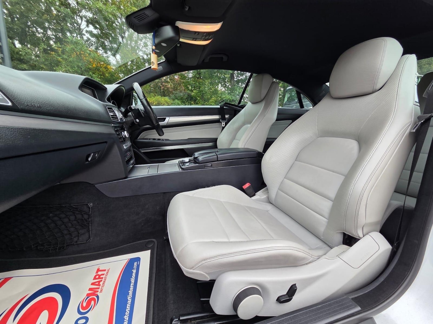 Used Mercedes-Benz E-Class 2014 for sale - 76151080: Photo 31