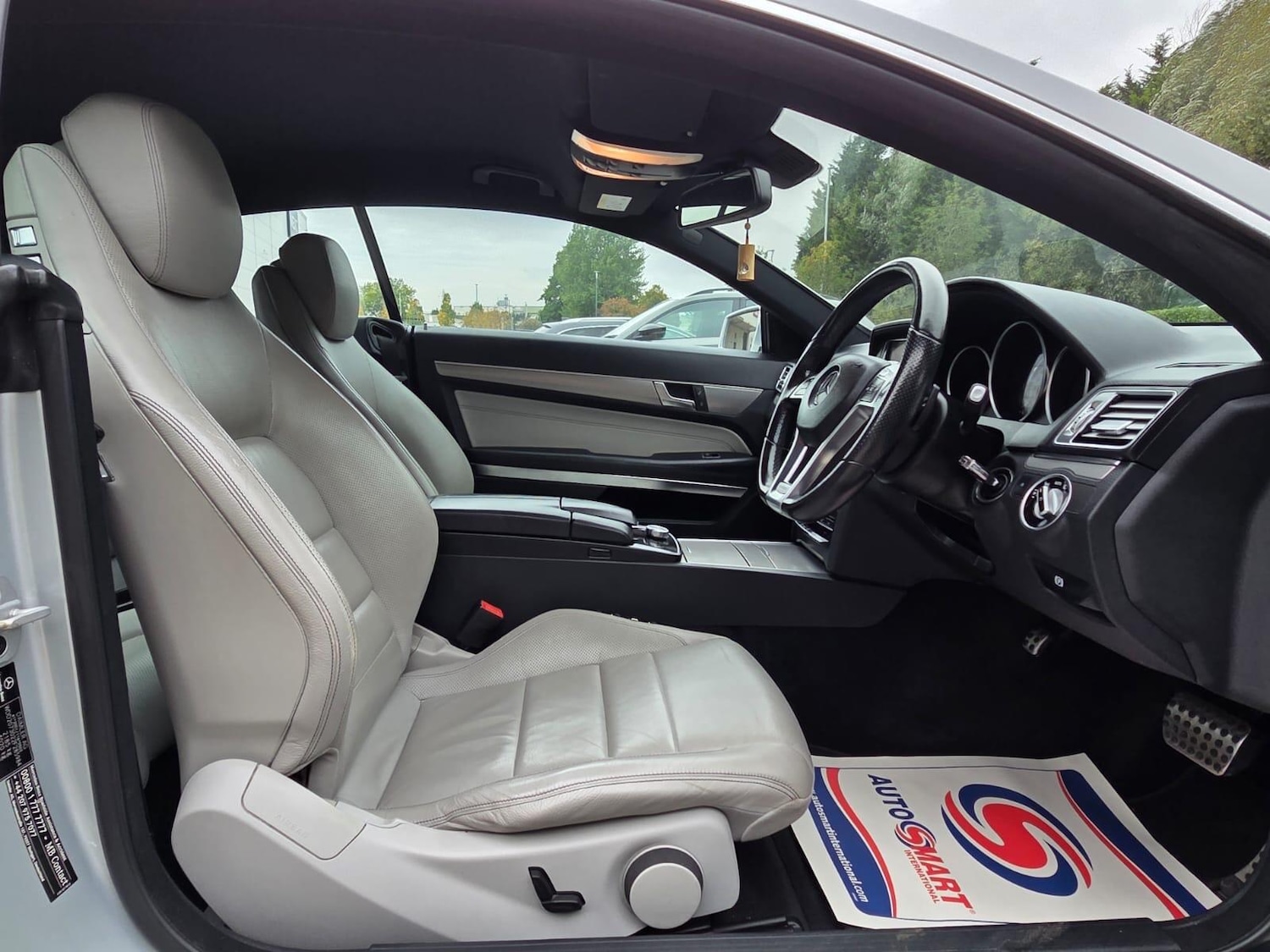 Used Mercedes-Benz E-Class 2014 for sale - 76151080: Photo 32