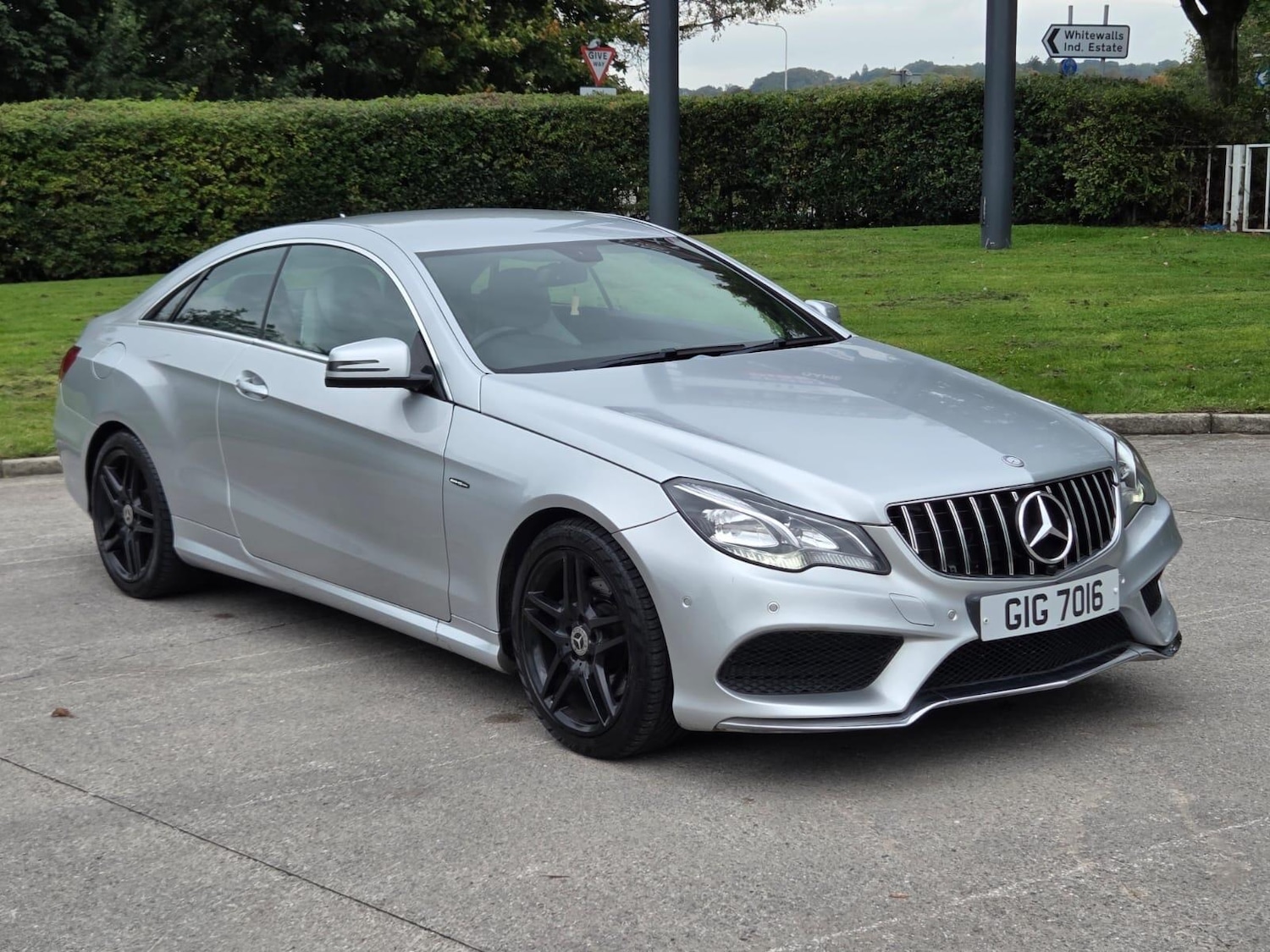 Used Mercedes-Benz E-Class 2014 for sale - 76151080: Photo 55