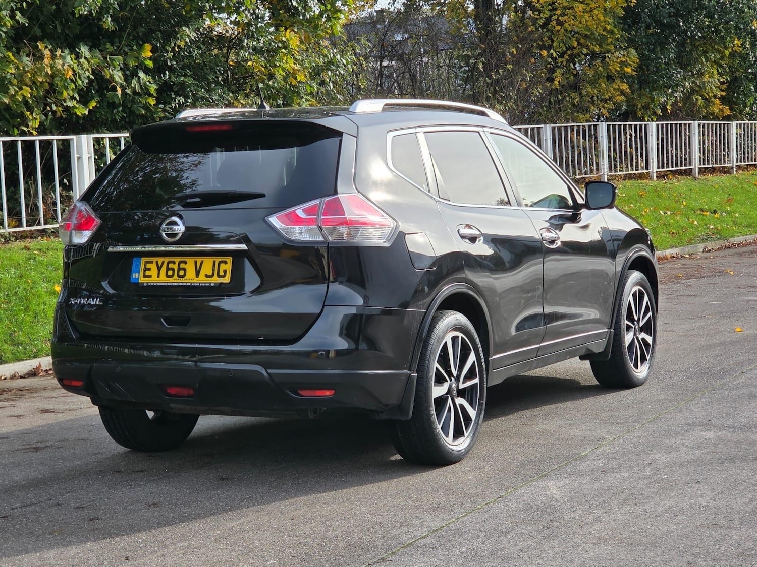 Used Nissan X-Trail for sale - 77957132: Photo 27