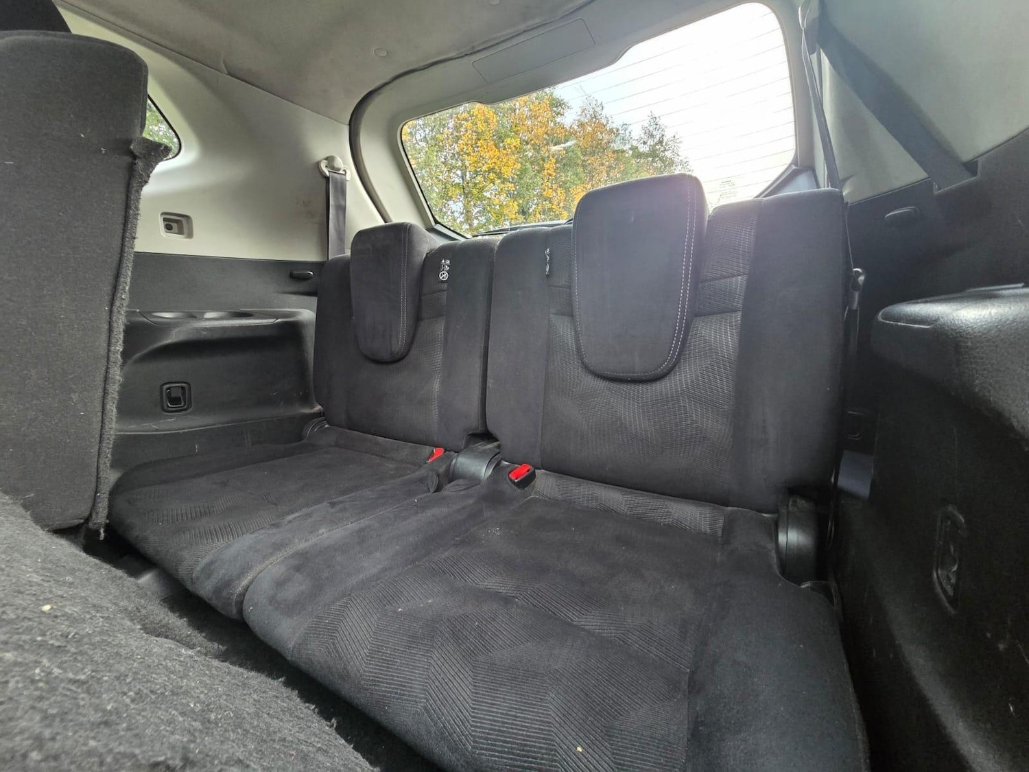 Used Nissan X-Trail for sale - 77957132: Photo 44