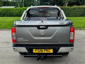 Used Nissan Navara 2016 for sale - 76084100: Photo