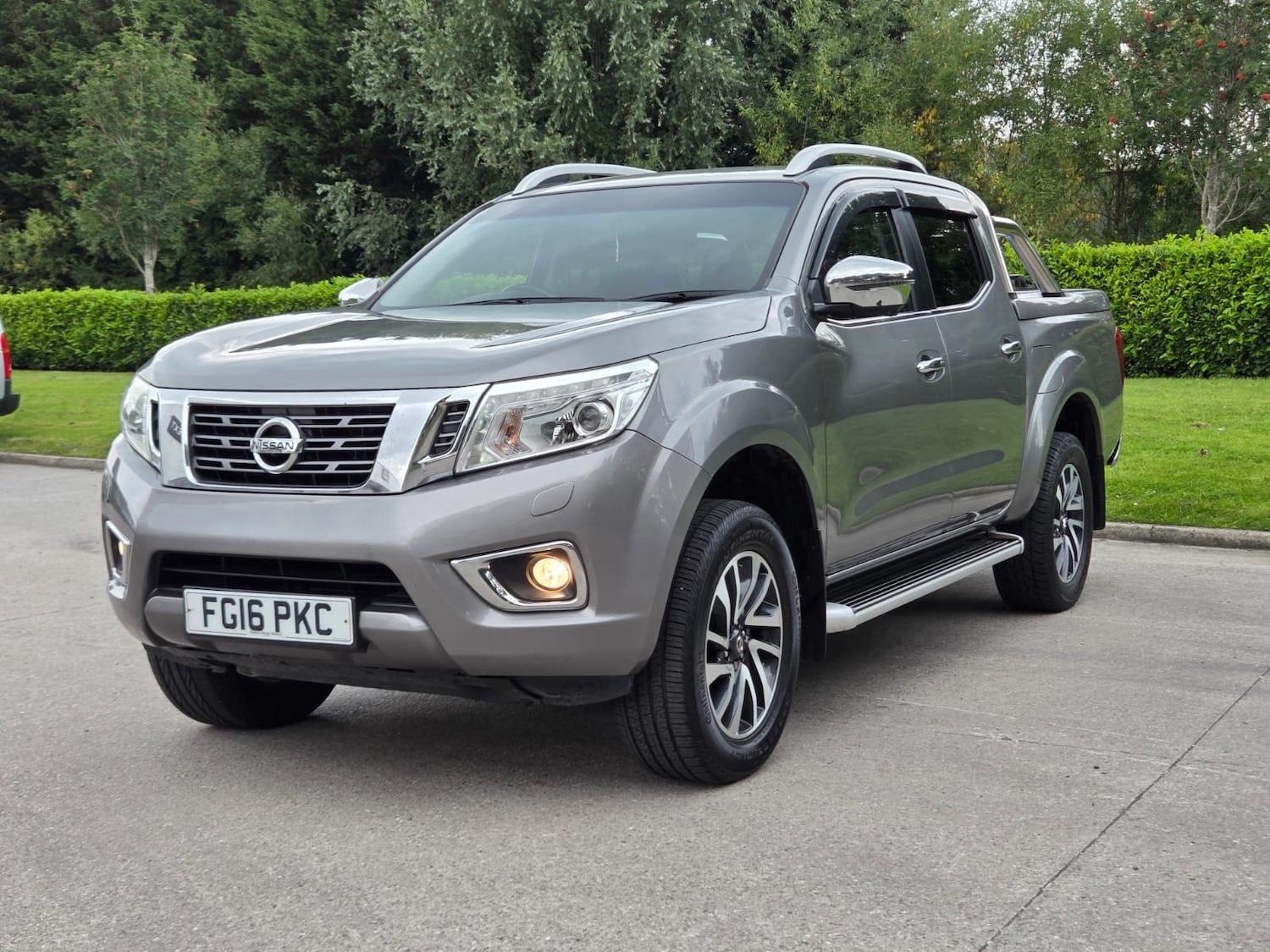 Used Nissan Navara 2016 for sale - 76866571: Photo 2