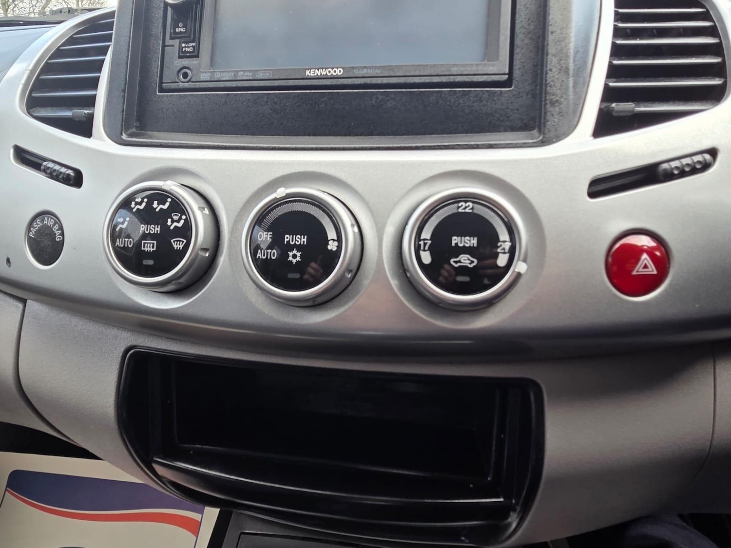 Used Mitsubishi L200 2012 for sale - 77637638: Photo 19