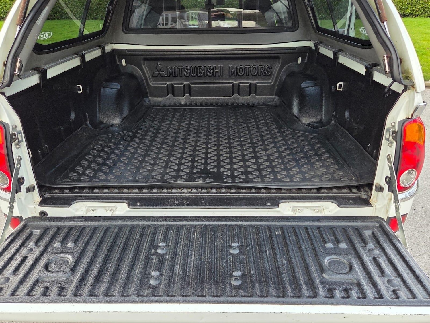 Used Mitsubishi L200 2012 for sale - 77637638: Photo 7