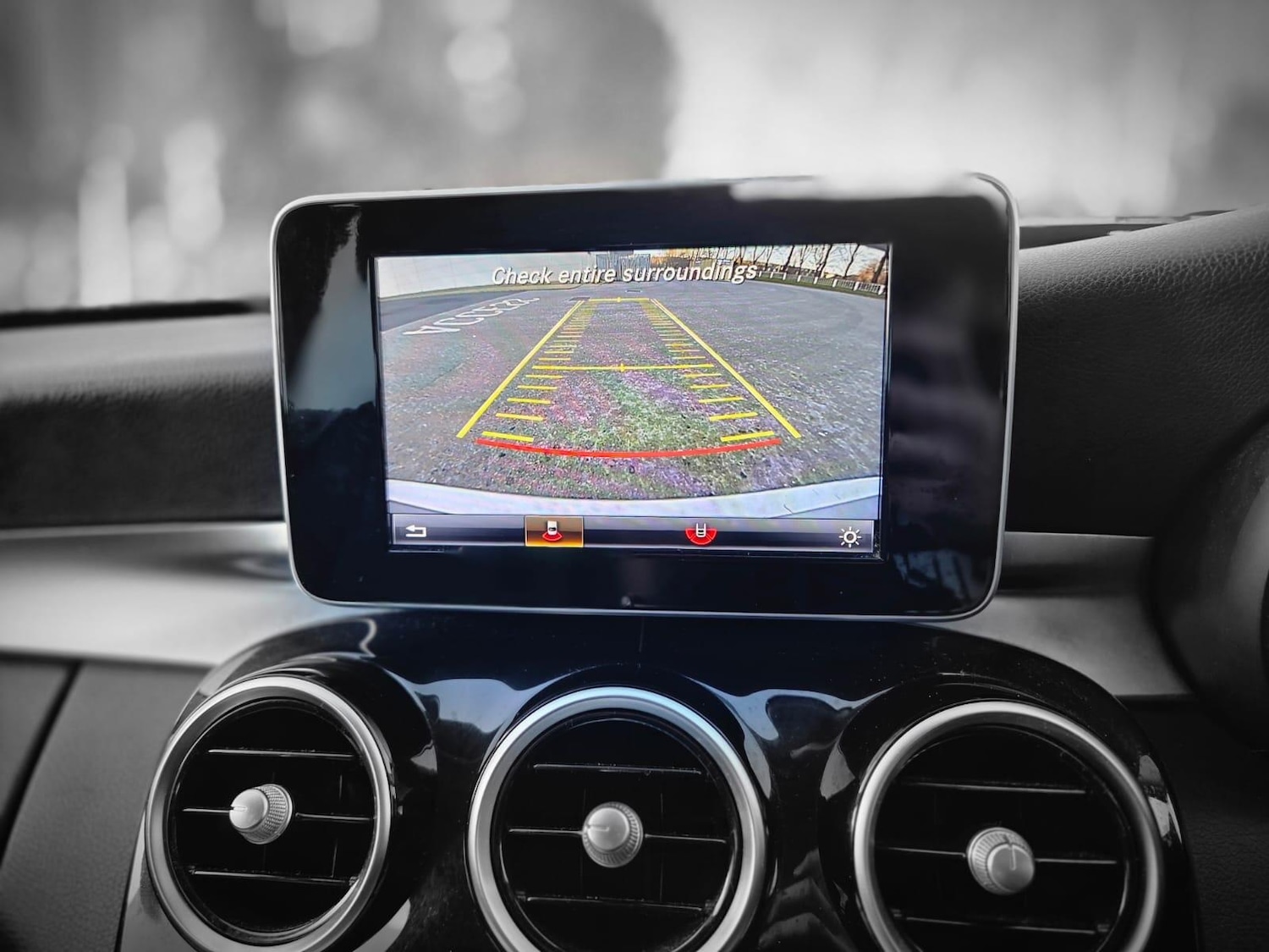 Used Mercedes-Benz C Class 2015 for sale - 77091092: Photo 16