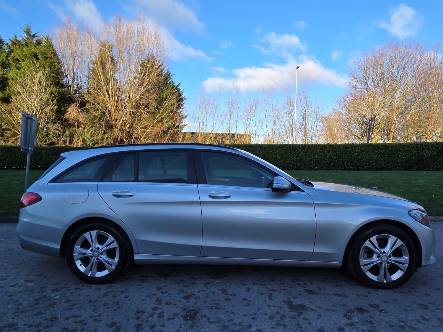 Used Mercedes-Benz C Class 2015 for sale - 77091092: Photo 5