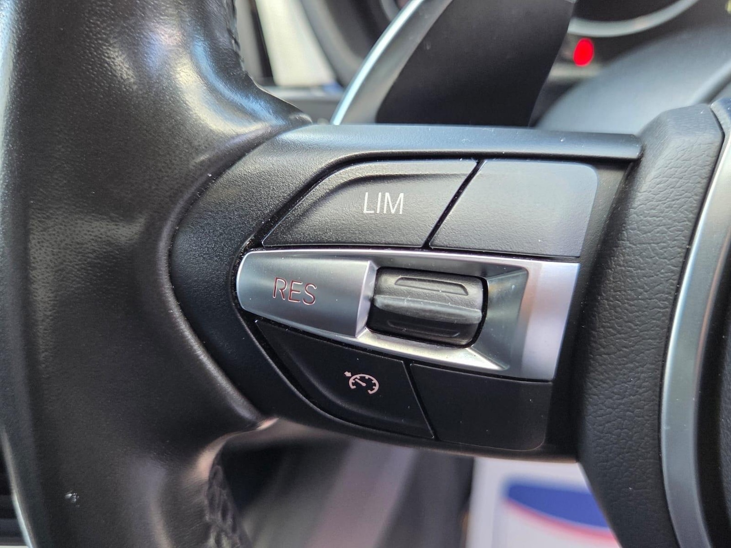 Used BMW 3 Series 2018 for sale - 76137456: Photo 13