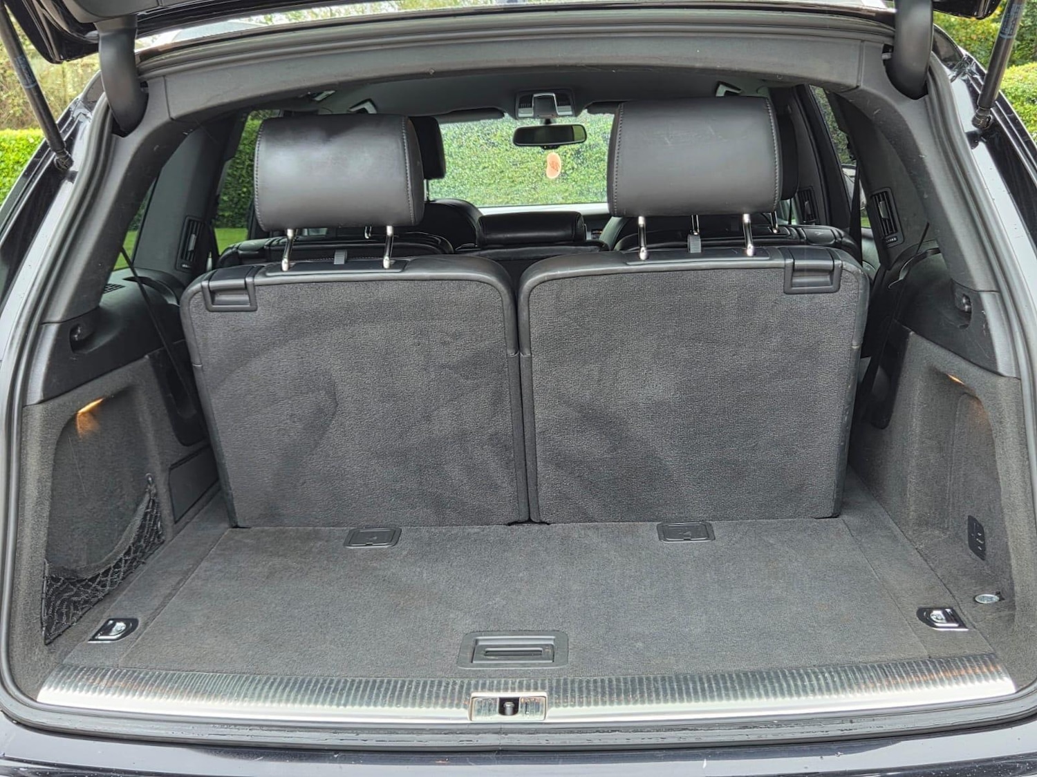 Used Audi Q7 2010 for sale - 76167143: Photo 16