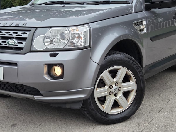 Used Land Rover Freelander 2 2011 for sale - 76109744: Photo 19