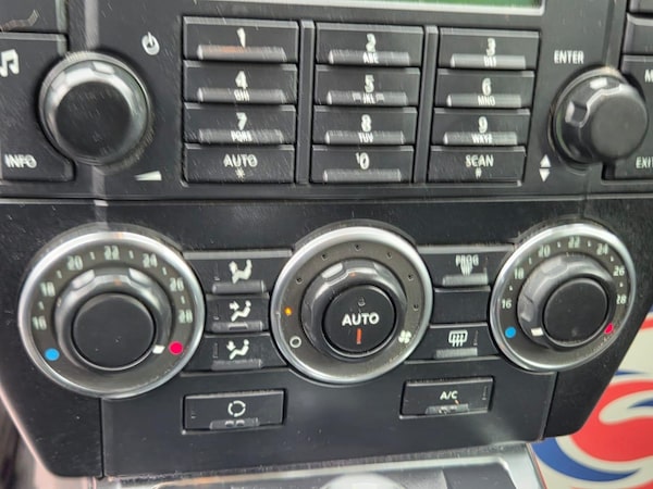 Used Land Rover Freelander 2 2011 for sale - 76109744: Photo 35