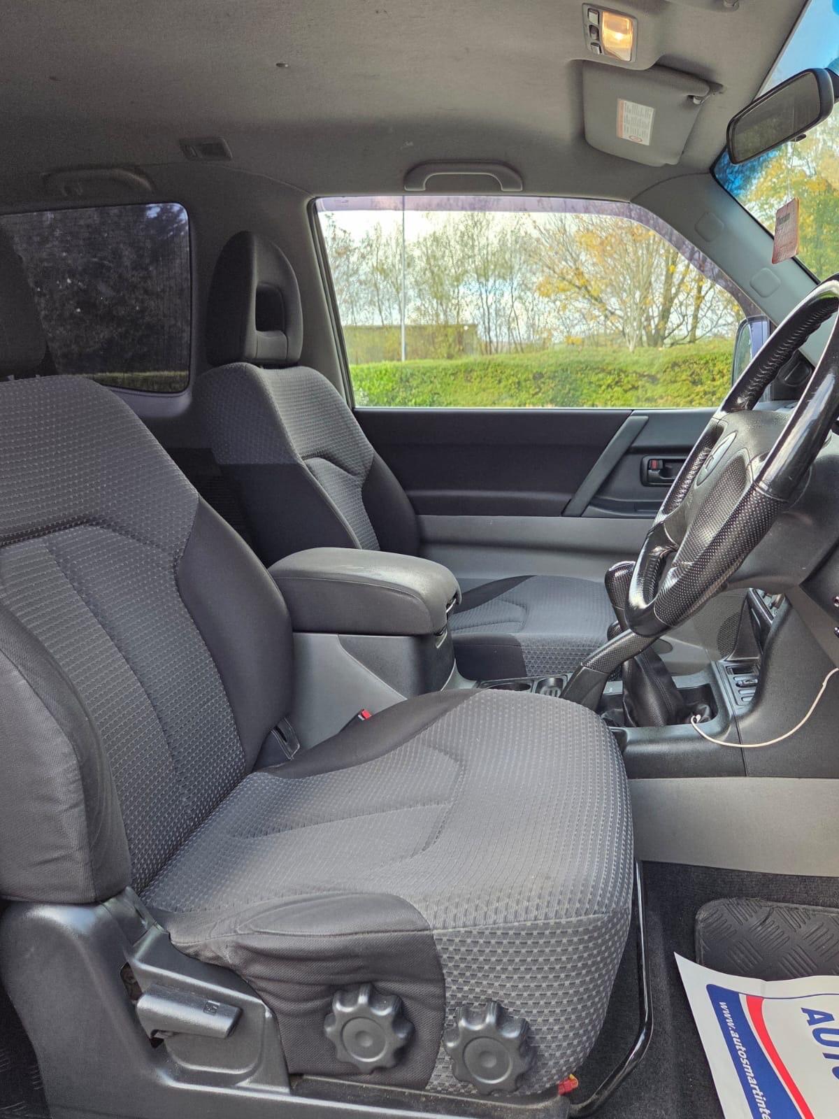 Used Mitsubishi Shogun 2006 for sale - 76398267: Photo 14