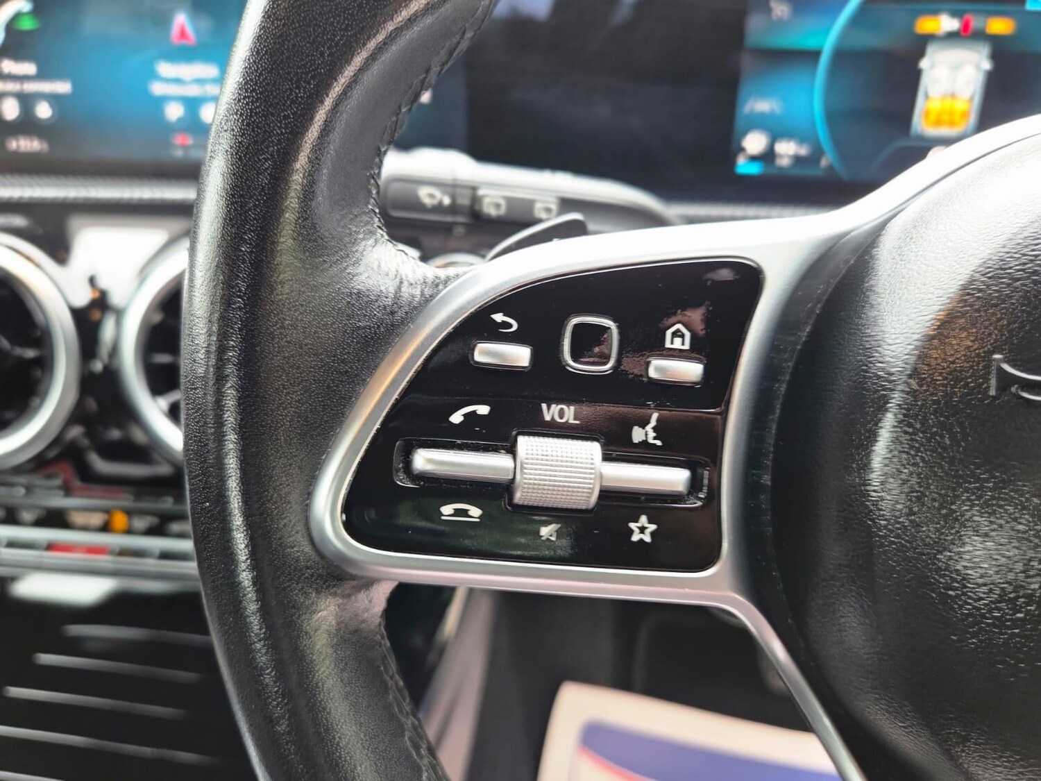 Used Mercedes-Benz A-Class 2019 for sale - 76012185: Photo 72