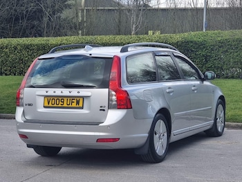 Used Volvo V50 2009 for sale - 75614009: Photo