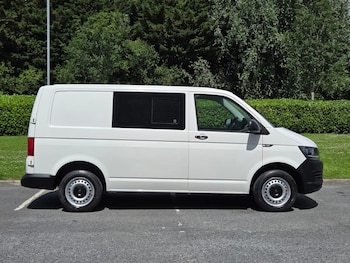 Used Volkswagen Transporter 2018 for sale - 75233254: Photo