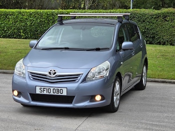 Used Toyota Verso 2010 for sale - 75563805: Photo