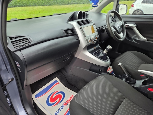 Used Toyota Verso 2010 for sale - 75563805: Photo 37