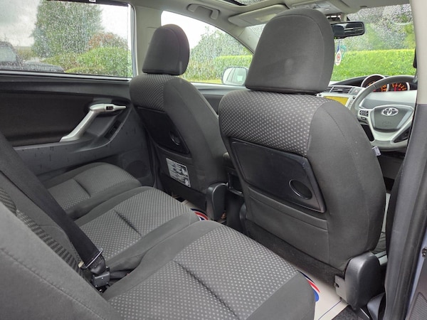 Used Toyota Verso 2010 for sale - 75563805: Photo 46