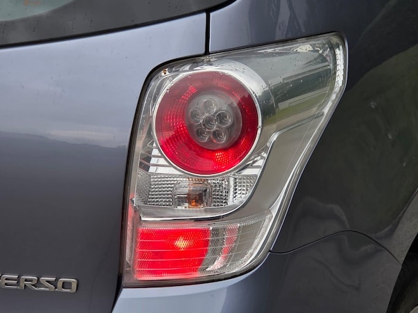 Used Toyota Verso 2010 for sale - 75563805: Photo 48