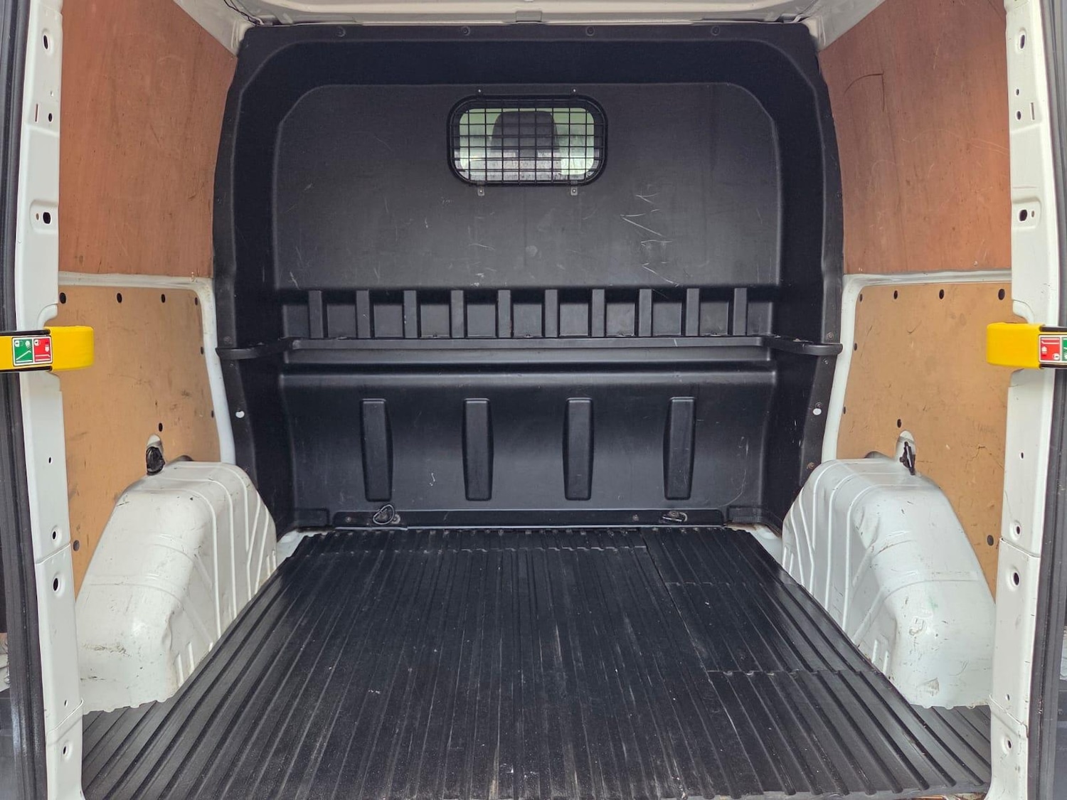 Used Ford Transit Custom 2017 for sale - 76441235: Photo 17