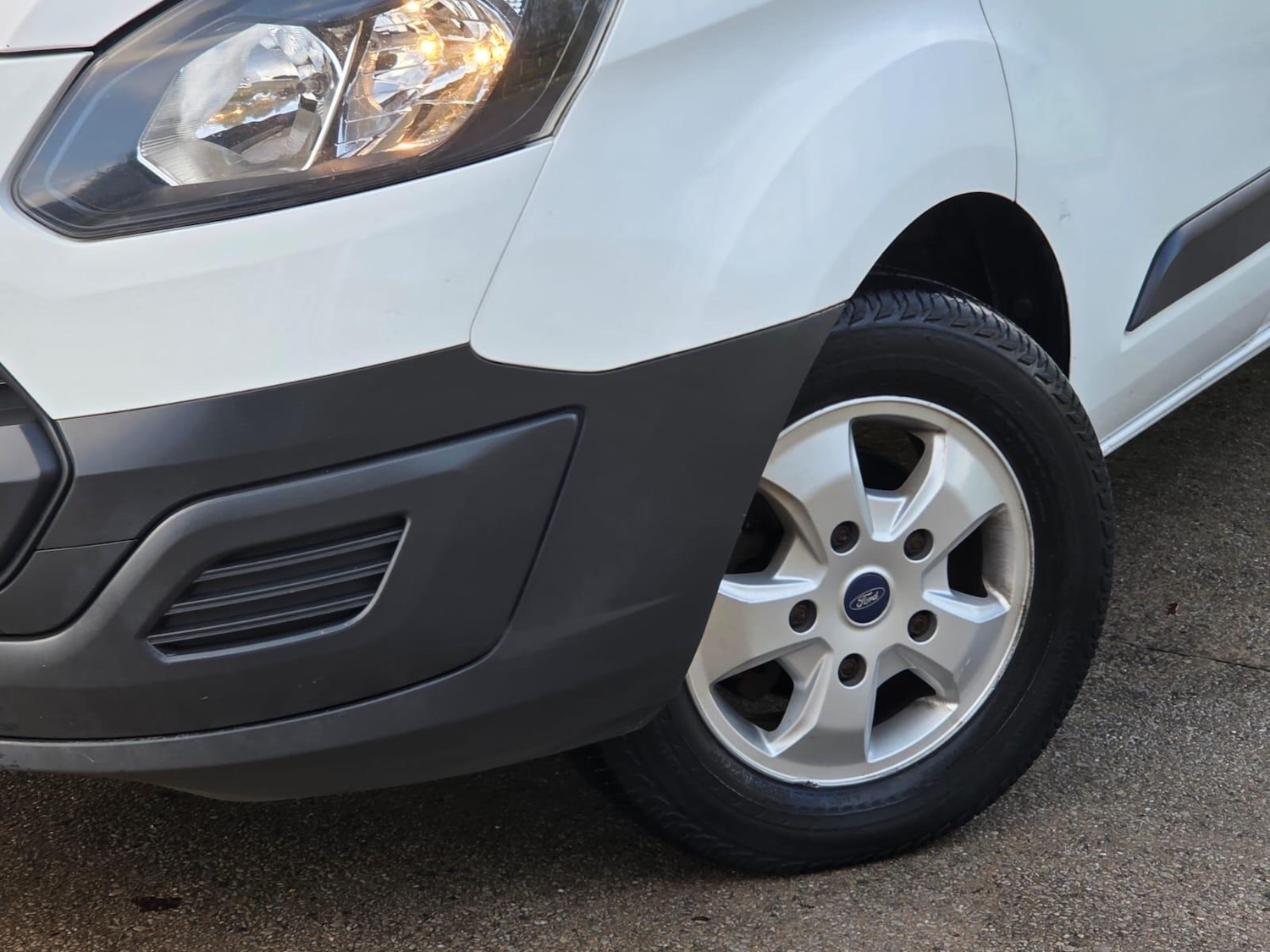 Used Ford Transit Custom 2017 for sale - 76441235: Photo 27