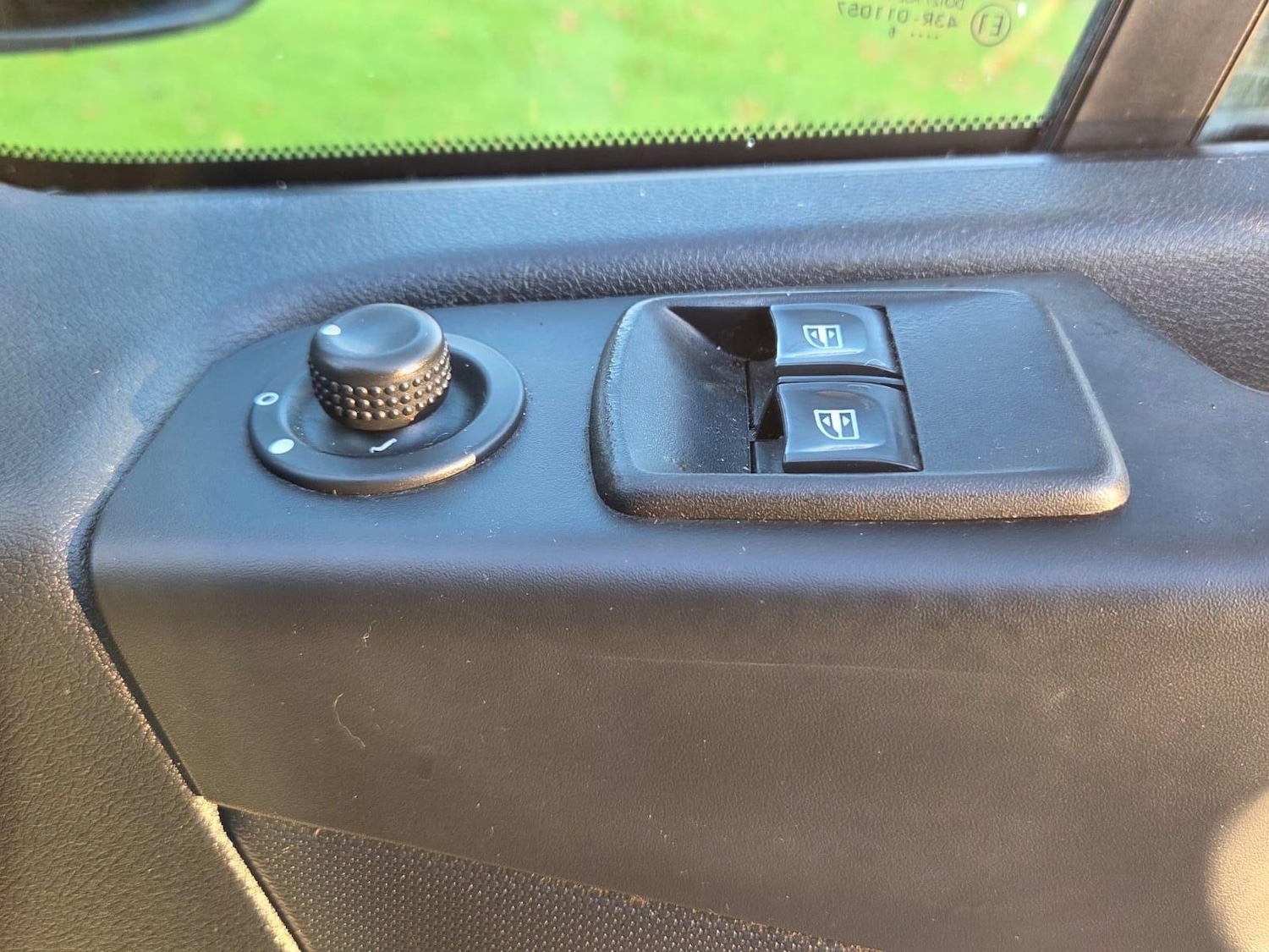 Used Vauxhall Vivaro 2015 for sale - 76992888: Photo 35