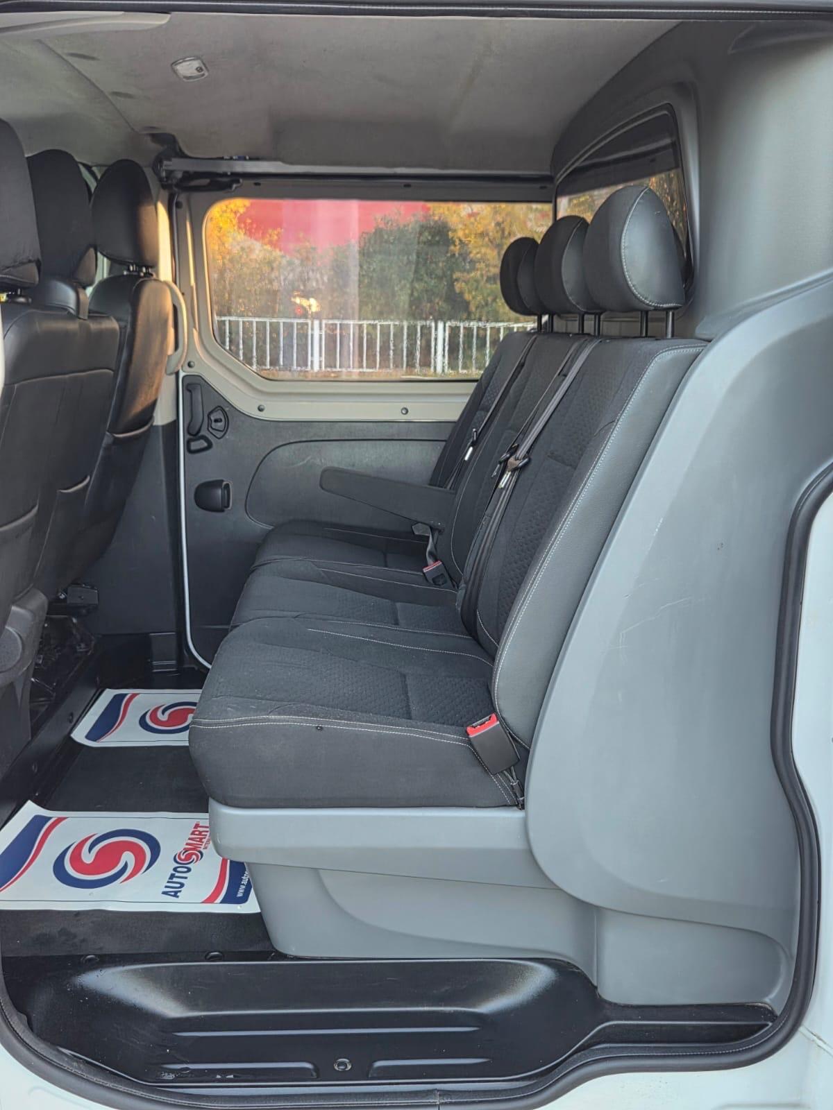 Used Vauxhall Vivaro 2015 for sale - 76992888: Photo 43