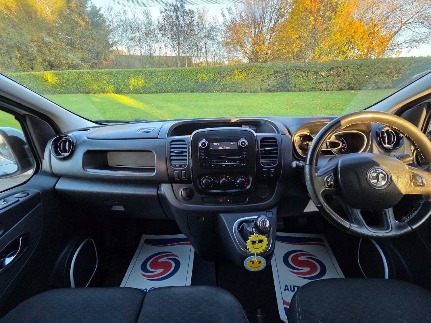 Used Vauxhall Vivaro 2015 for sale - 76992888: Photo 7