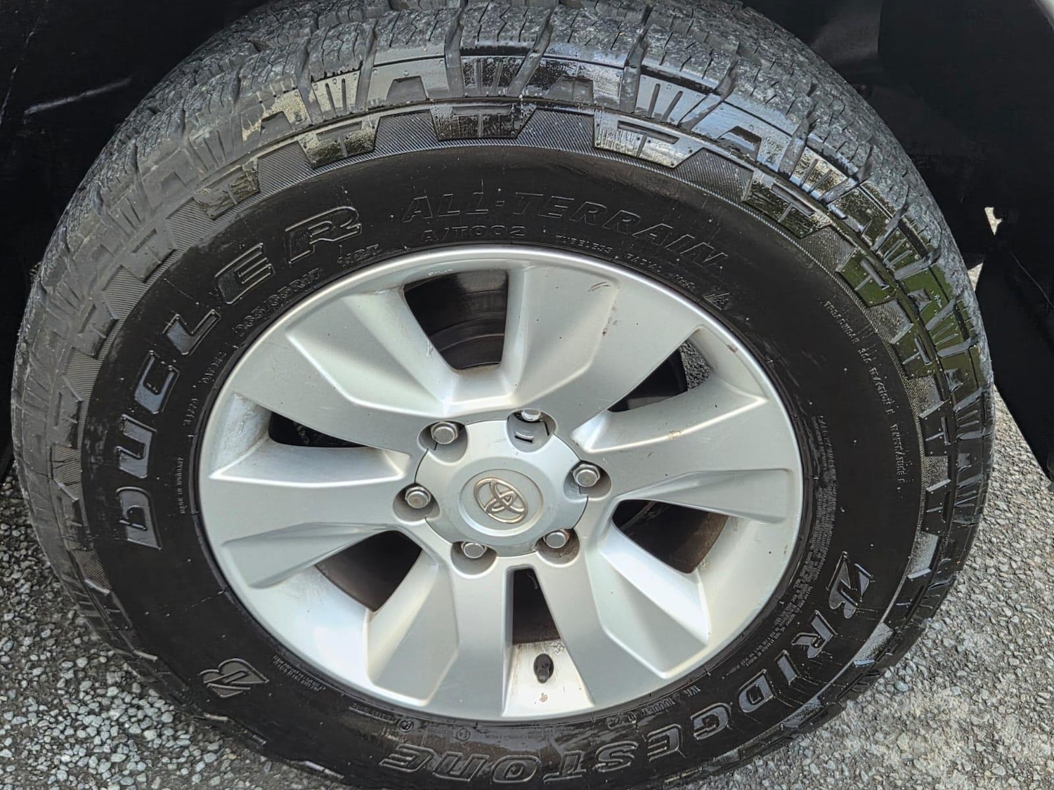 Used Toyota Hilux 2017 for sale - 76753318: Photo 28