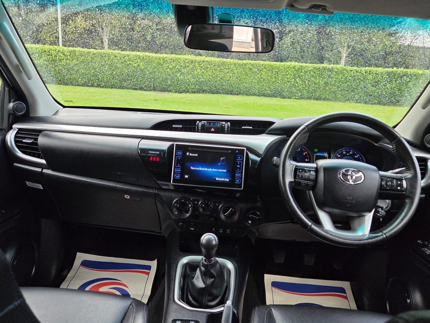 Used Toyota Hilux 2017 for sale - 76753318: Photo 29