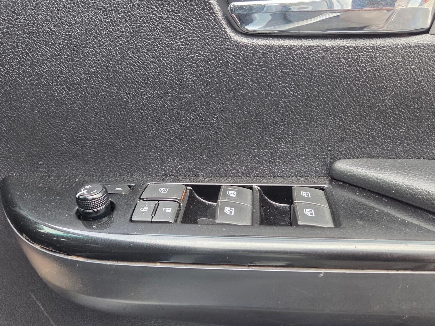 Used Toyota Hilux 2017 for sale - 76753318: Photo 34