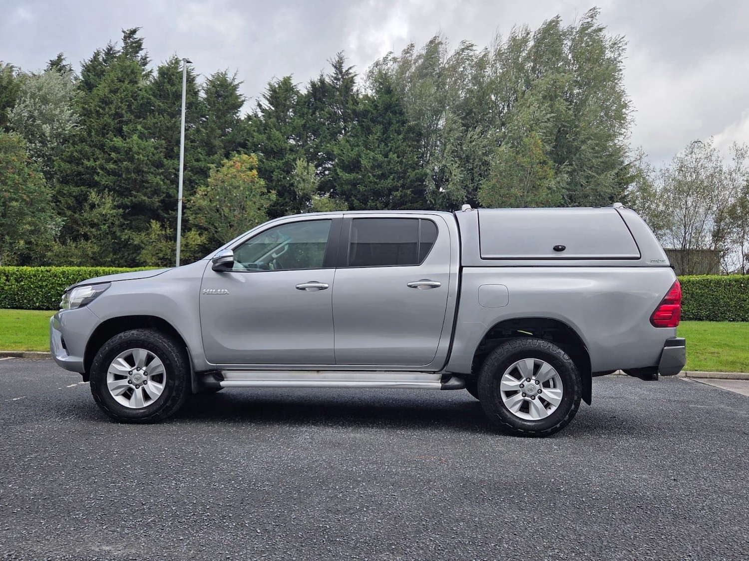 Used Toyota Hilux 2017 for sale - 76753318: Photo 57