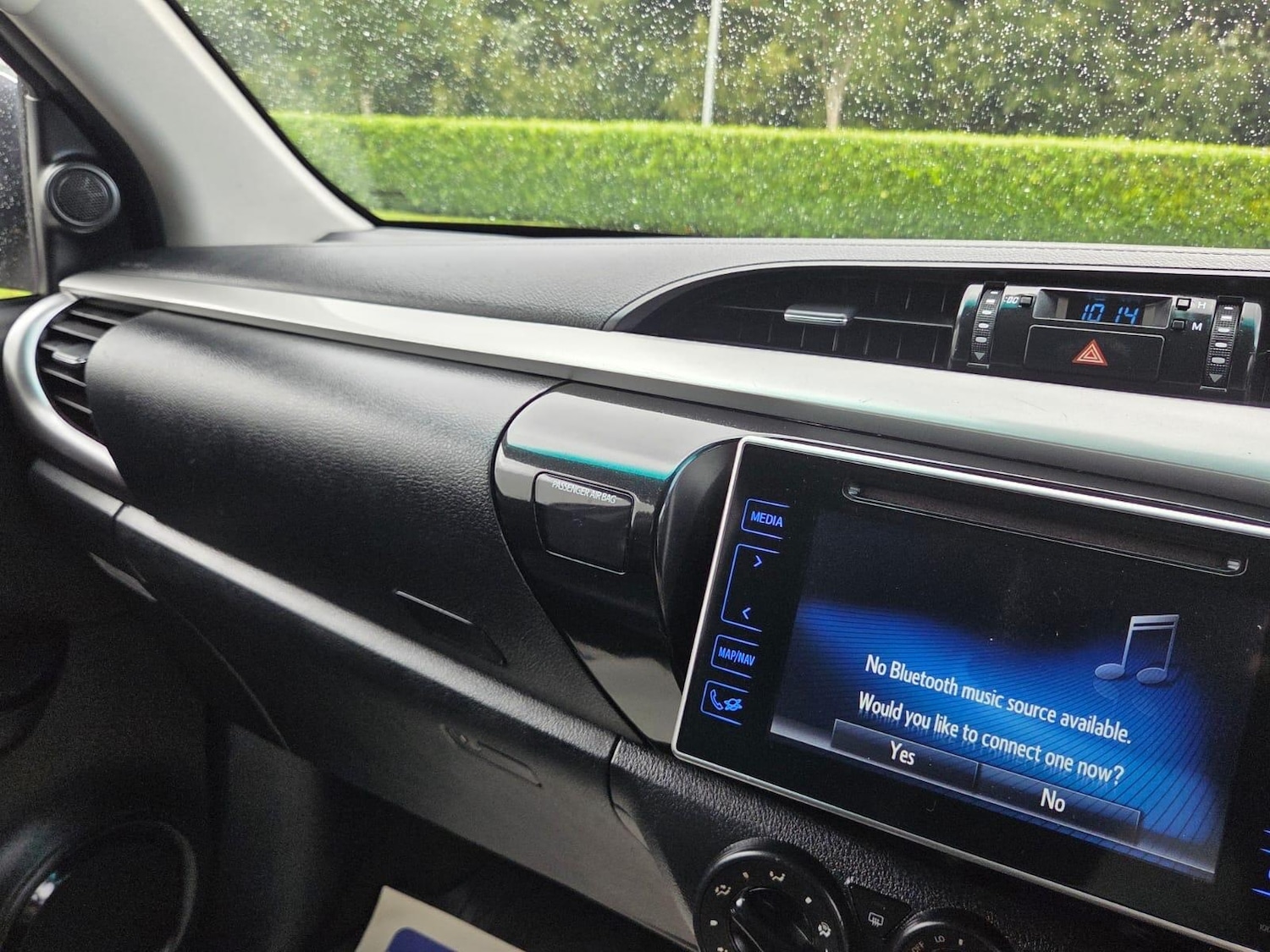 Used Toyota Hilux 2017 for sale - 76753318: Photo 63