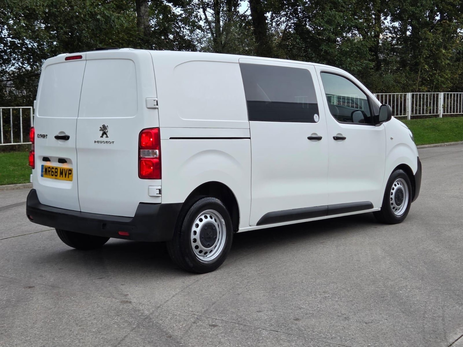 Used Peugeot Expert 2018 for sale - 76259394: Photo 4