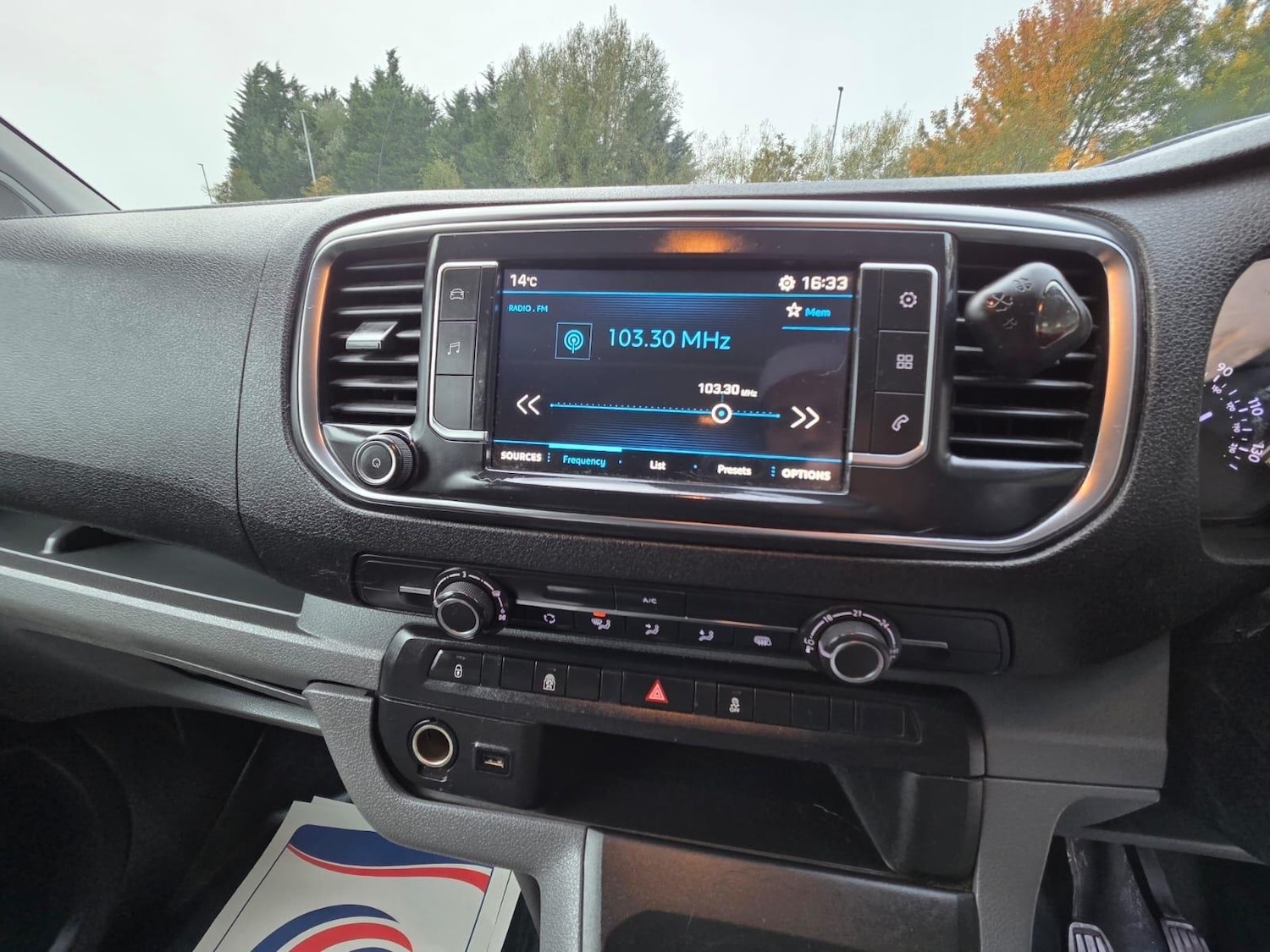 Used Peugeot Expert 2018 for sale - 76259394: Photo 53