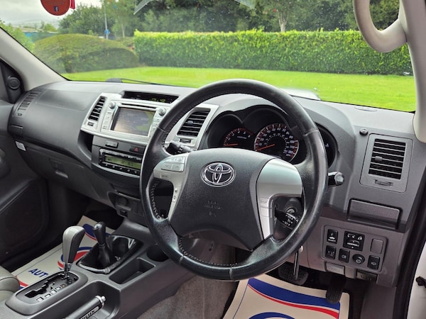 Used Toyota Hilux 2012 for sale - 75051142: Photo 22