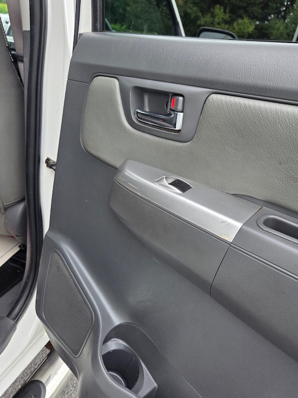 Used Toyota Hilux 2012 for sale - 75051142: Photo 25