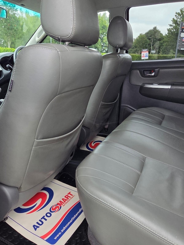 Used Toyota Hilux 2012 for sale - 75051142: Photo 48