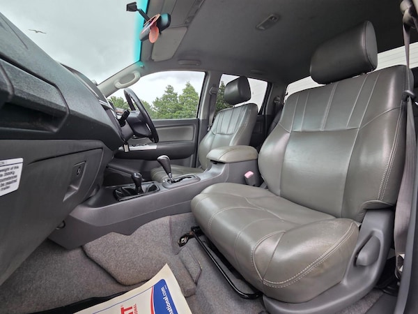 Used Toyota Hilux 2012 for sale - 75051142: Photo 49