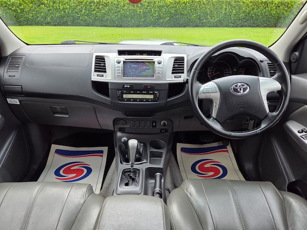 Used Toyota Hilux 2012 for sale - 75051142: Photo 8