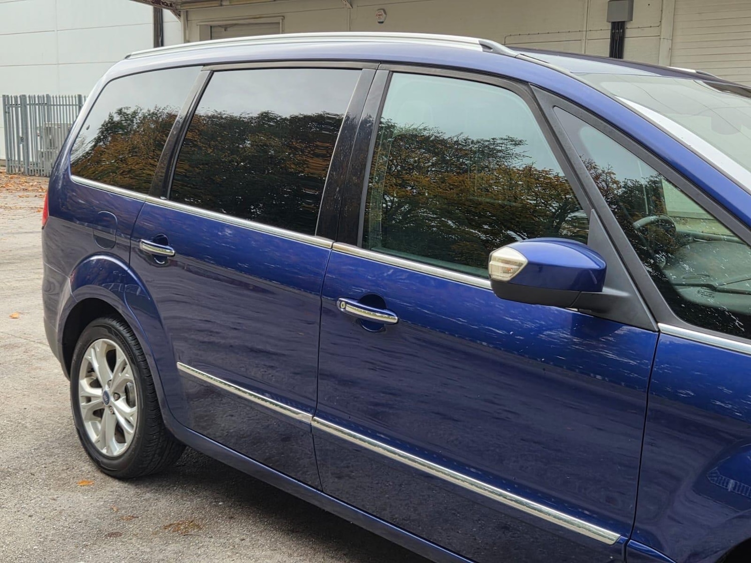 Used Ford Galaxy 2014 for sale - 76432839: Photo 18