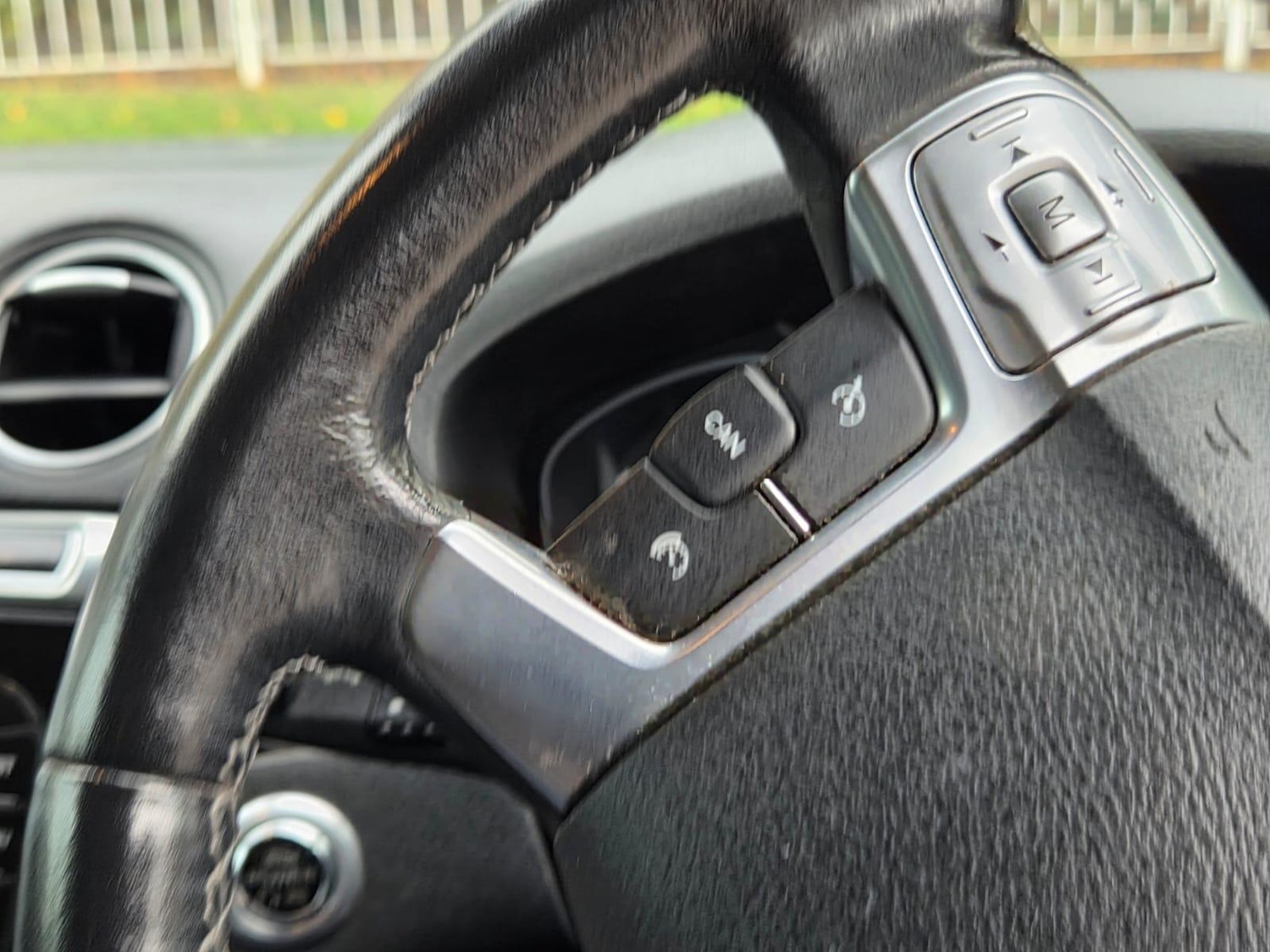 Used Ford Galaxy 2014 for sale - 76432839: Photo 28