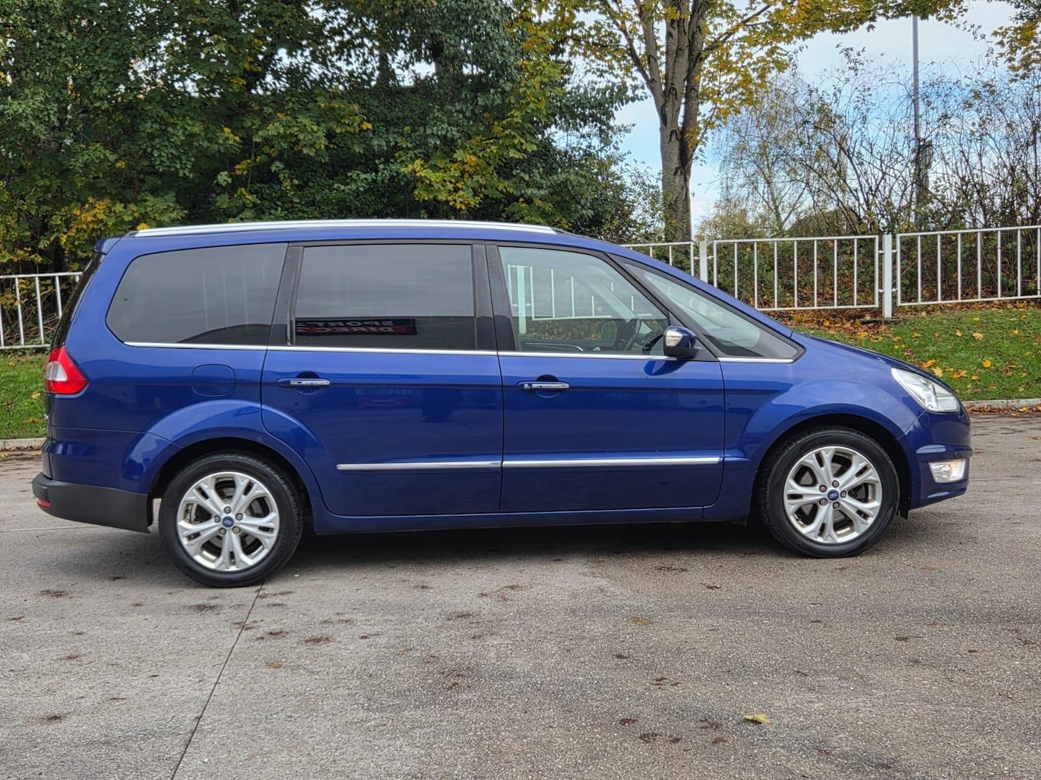 Used Ford Galaxy 2014 for sale - 76432839: Photo 6