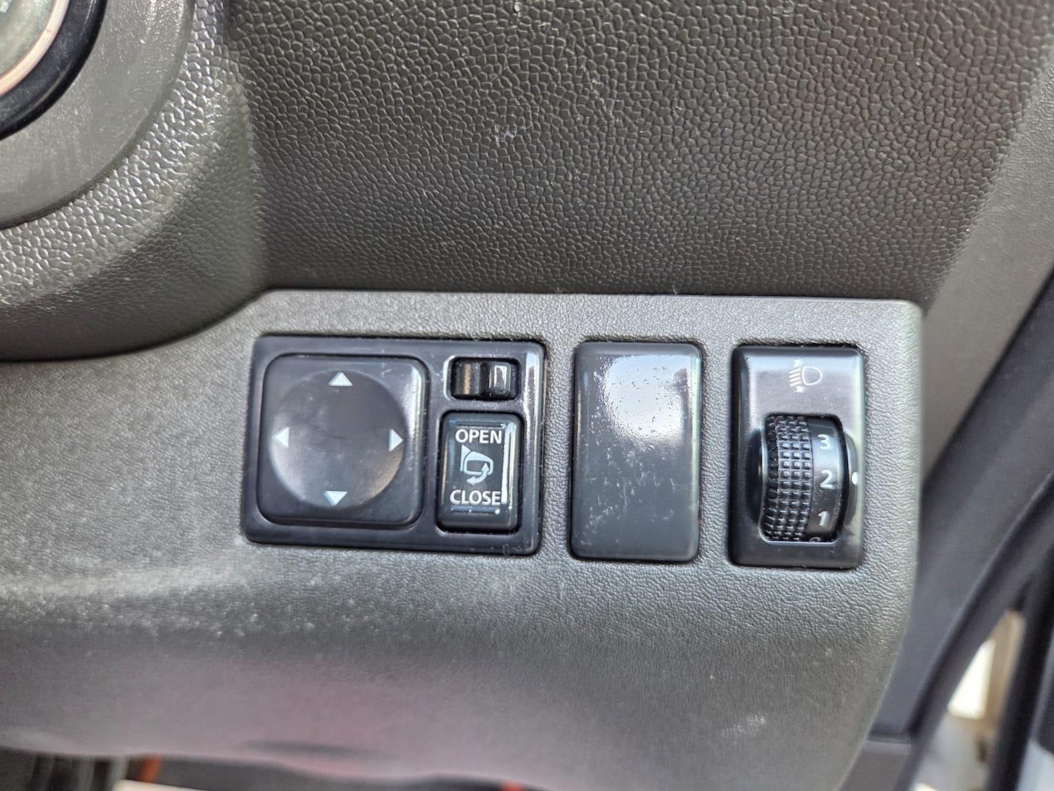 Used Nissan Navara 2013 for sale - 76996375: Photo 41