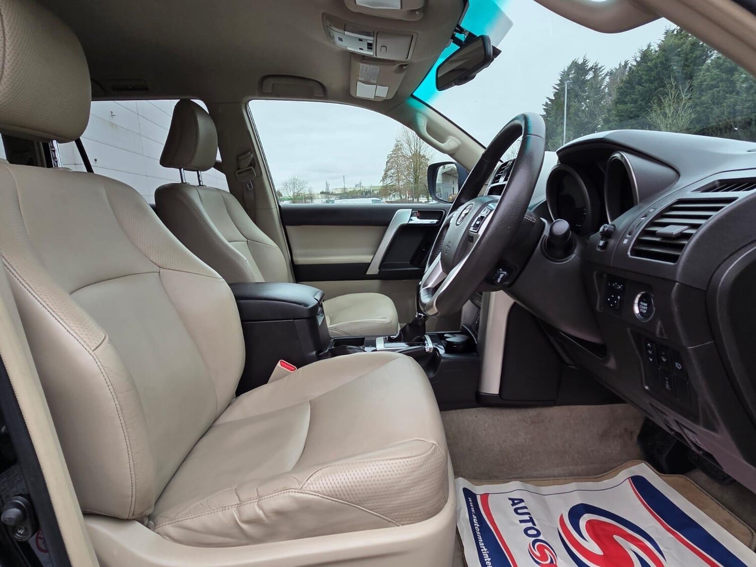 Used Toyota Land Cruiser for sale - 77783733: Photo 12