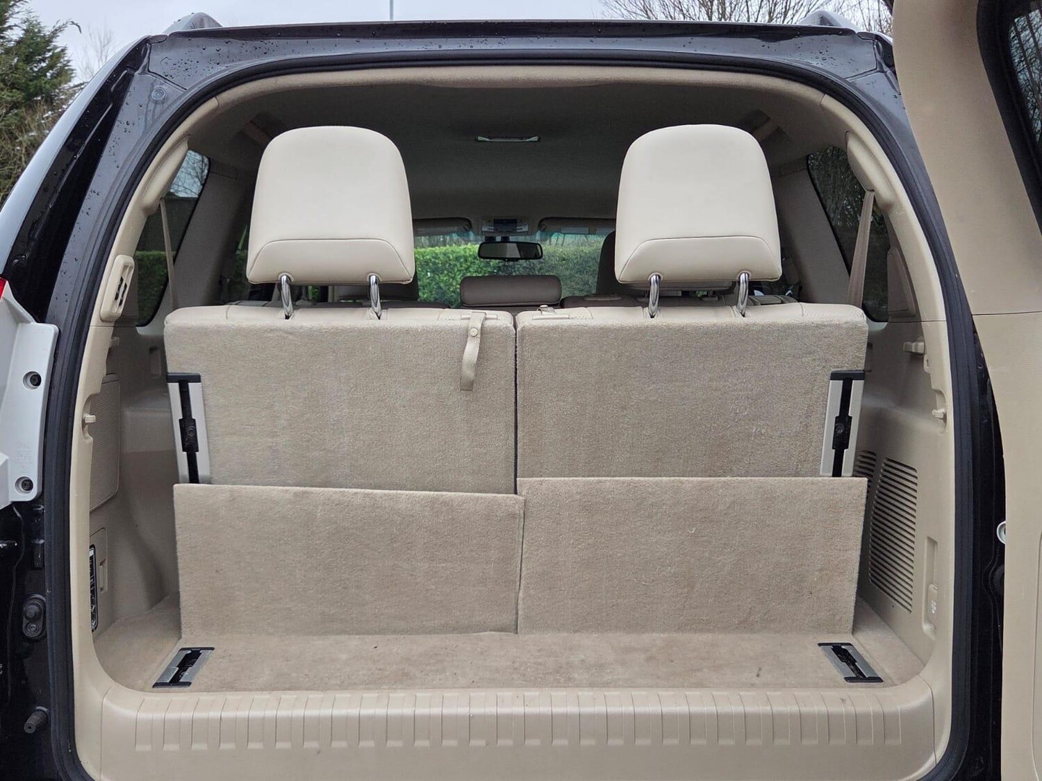 Used Toyota Land Cruiser for sale - 77783733: Photo 17