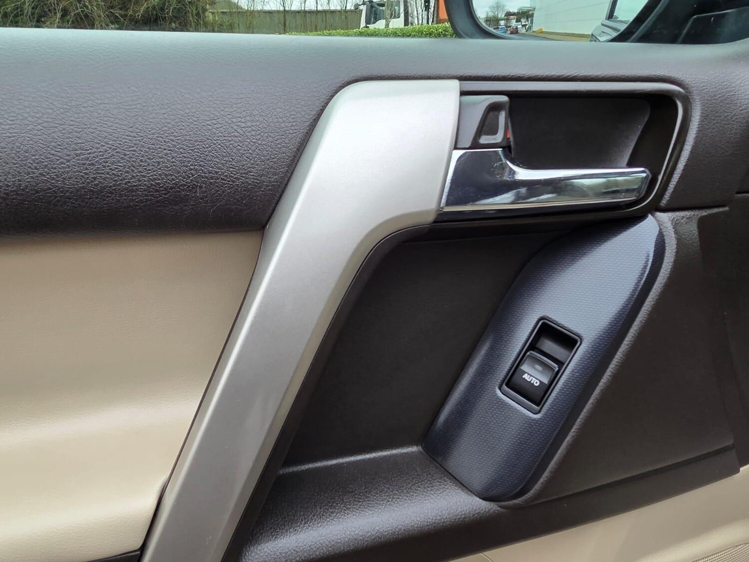 Used Toyota Land Cruiser for sale - 77783733: Photo 28