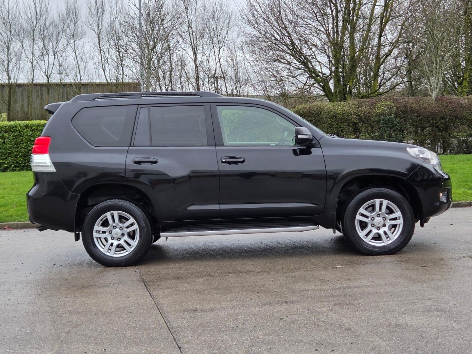 Used Toyota Land Cruiser for sale - 77783733: Photo 6